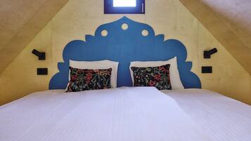 1 bedroom, free WiFi, bed sheets
