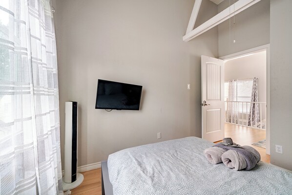 2 slaapkamers, een strijkplank/strijkijzer, wifi, beddengoed