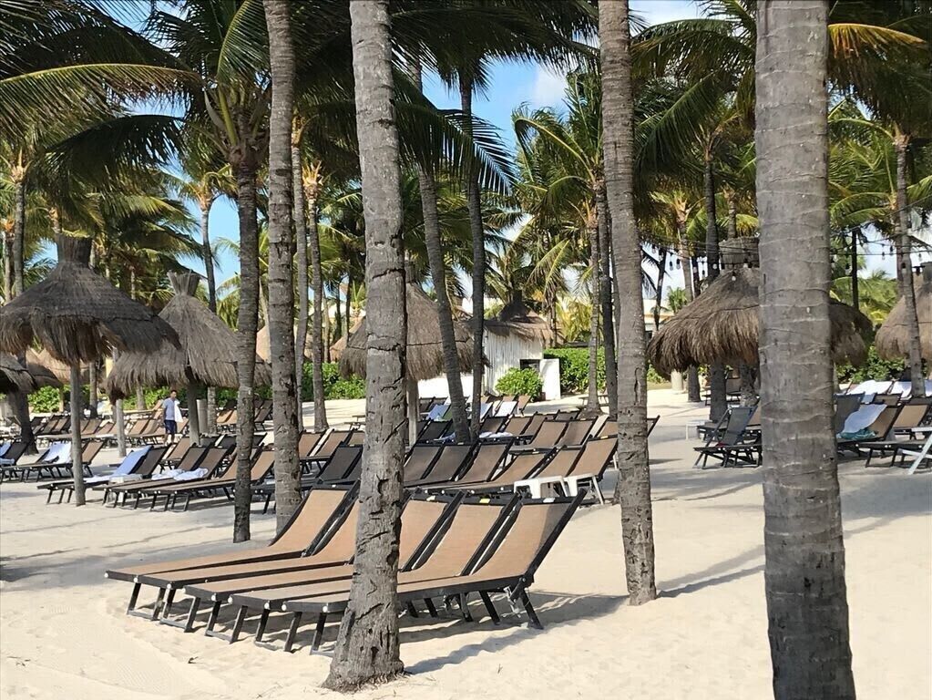 Beach/ocean view