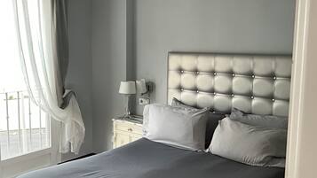 3 slaapkamers, een strijkplank/strijkijzer, wifi, beddengoed