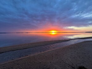 Beach - Spacious Lake House with direct access to private beach and marina on Big Sebago (Sebago)