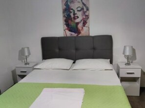 1 Schlafzimmer, Bügeleisen/Bügelbrett, WLAN, Bettwäsche