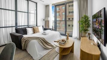 1 bedroom, desk, iron/ironing board, travel cot