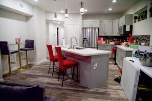 Fridge, microwave, oven, stovetop - Urban Oasis Retreat - Unit # 1 & 2 (Houston)