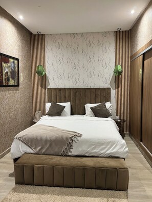 4 bedrooms, free WiFi, bed sheets