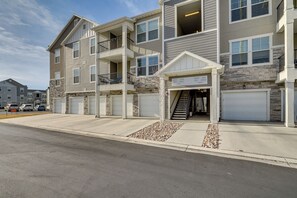 Exterior - 15 Mi to Sundance: Pet-Friendly Condo in Vineyard (Vineyard)