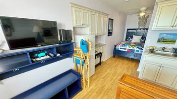 Fer et planche à repasser, Wi-Fi gratuit, draps fournis