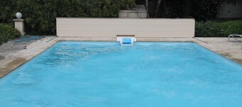 House with swimming pool and garden