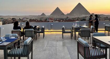 Pyramids Hotel