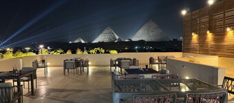 Pyramids Hotel