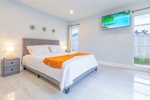 4 slaapkamers, een bureau, reisbedje, wifi