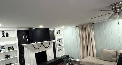 3bed house in Albertville just 3 minutes away from Sand Mountain Amphitheater!