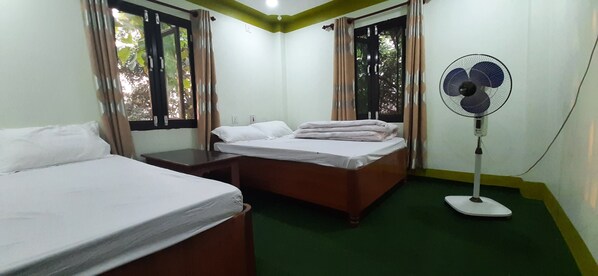 Economy Double or Twin Room, Garden View