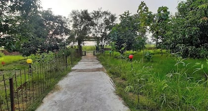 Tharu Mango Garden Resort