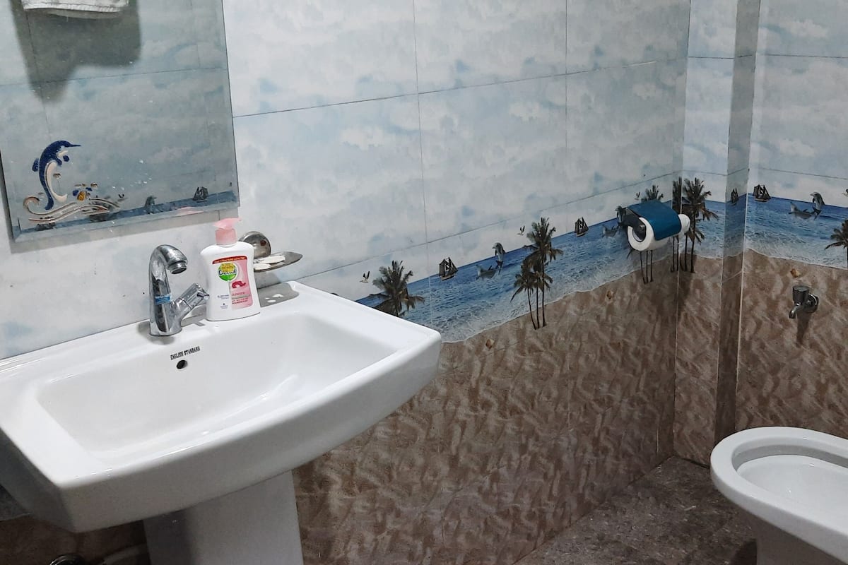 Chambre simple Deluxe, vue sur le jardin | Salle de bain