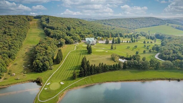 Golf - *Millstone Cottage w/Lake & Pool access, Wi-Fi (Preston County)