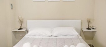 APARTMENT THE CORNER Nice and cozy, very close to the center.