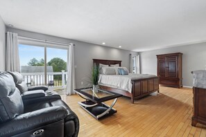 5 chambres, fer et planche à repasser, Wi-Fi, draps fournis