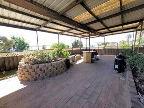 Terrace/patio - JJ's Shack, Port Broughton (Port Broughton)