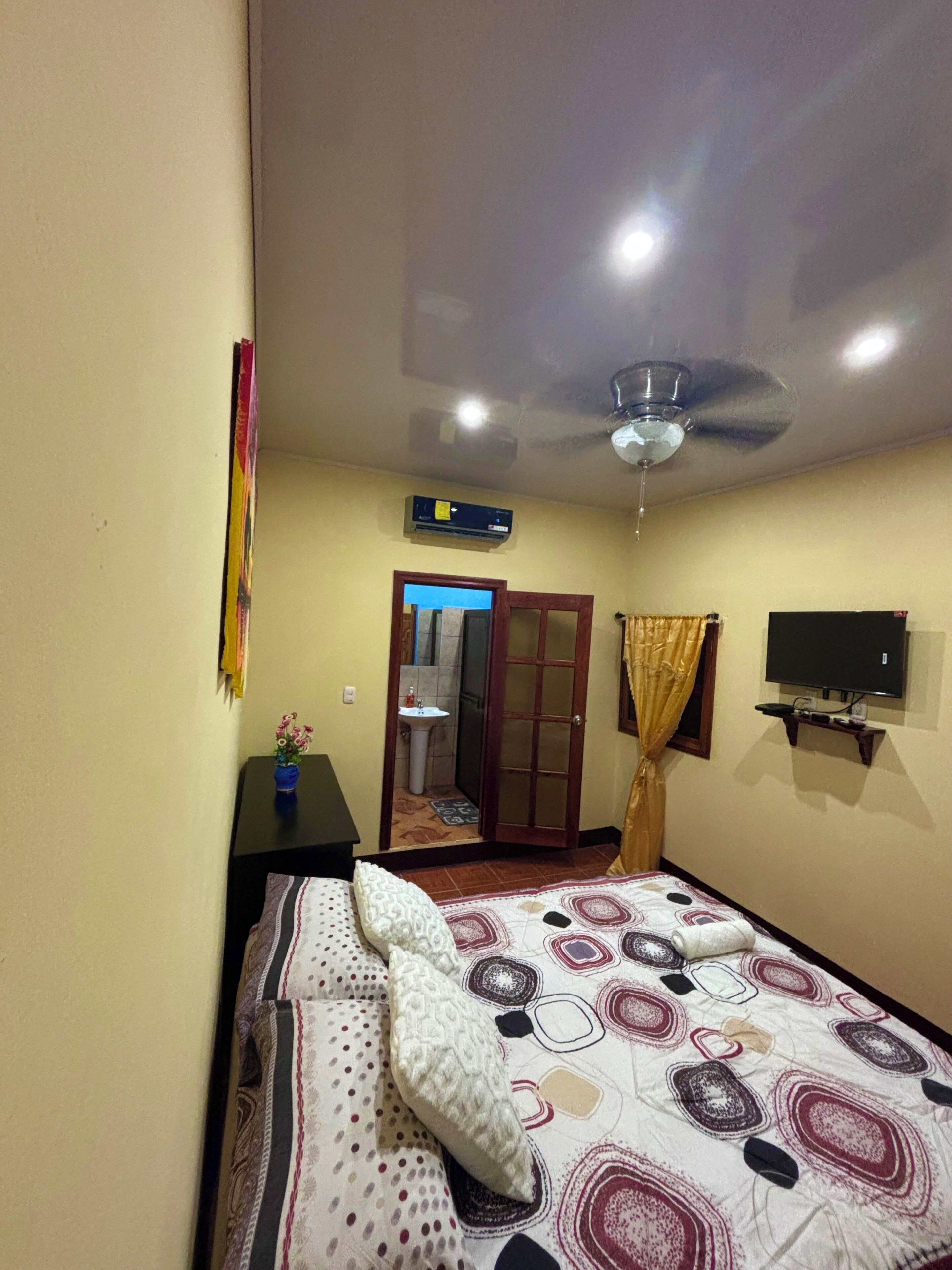 Photo - Granados Guest House