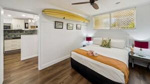 1 bedroom, iron/ironing board, WiFi (free), bed sheets