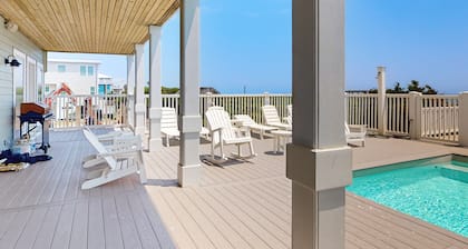 Oceanfront home with direct beach access and movie room