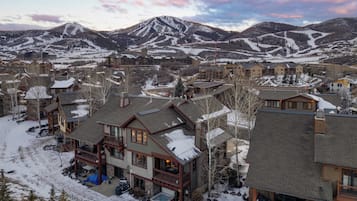 Rumah (4 Bedrooms) | Bagian depan properti