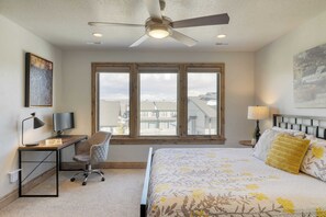 House (4 Bedrooms) | Interior - Blue Skies Lakeside Family-friendly Getaway w/ Hot Tub & BBQ (Heber City)