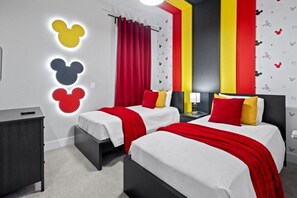 5 chambres, fer et planche à repasser, Wi-Fi, draps fournis