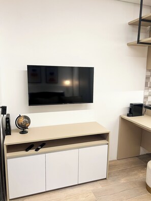 Living area - Studio sofisticado 230m do metrô (São Paulo)