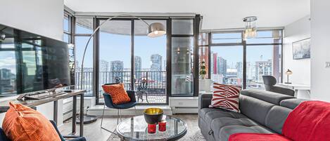 Smart TV, computer monitors