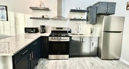 Artsy Double-Unit 1504B