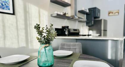 Artsy Double-Unit 1504B