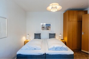 Business Double Room | Desk, free WiFi
