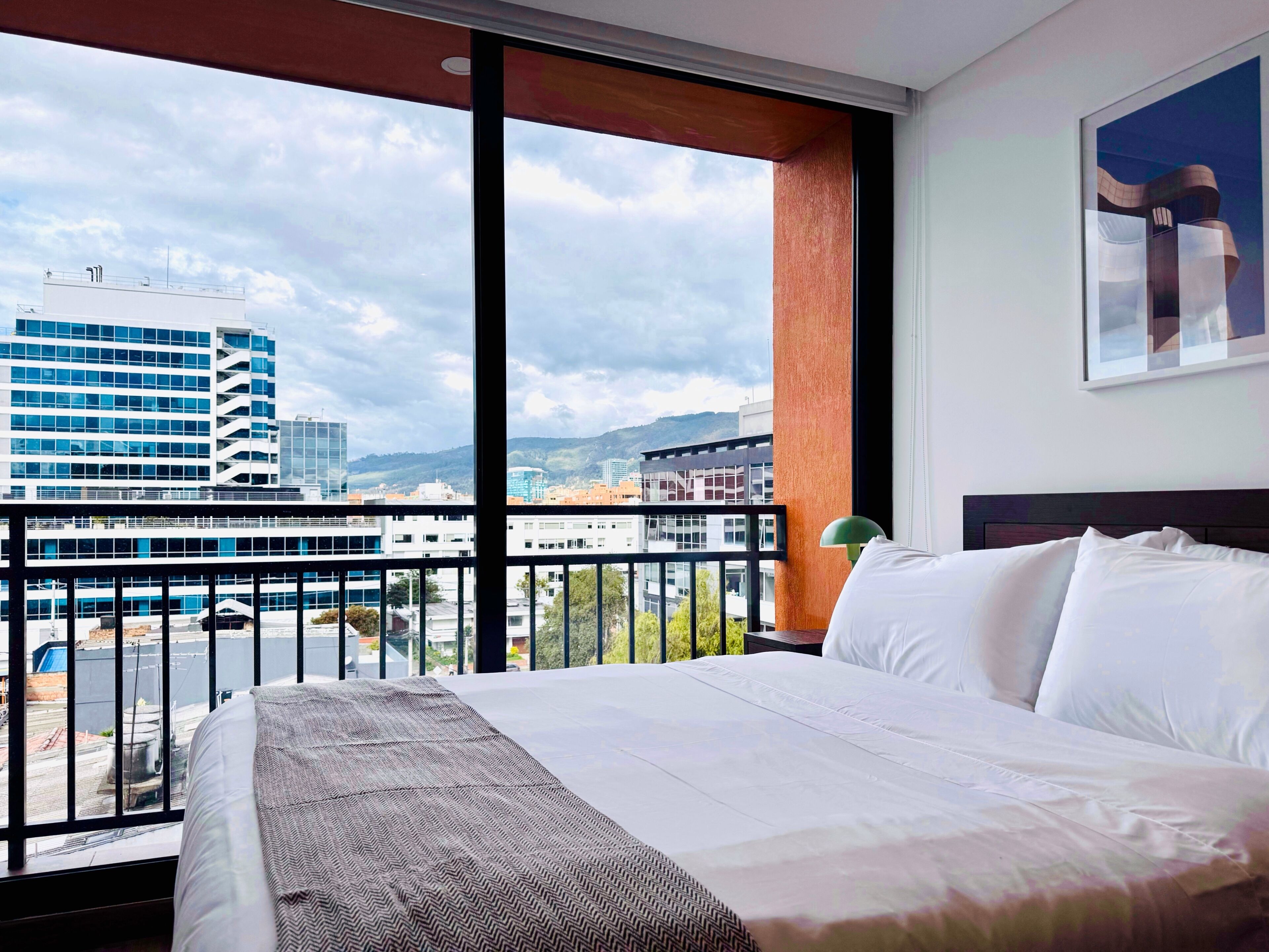 Gác phong cách cổ điển | 1 phòng ngủ, bàn ủi/dụng cụ ủi quần áo 