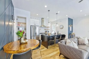 Interior - New Modern Town-Home with Stunning Rooftop Views (Atlanta)