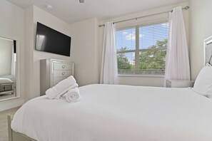 4 chambres, fer et planche à repasser, Wi-Fi, draps fournis