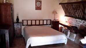 3 bedrooms, Internet