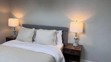 2 slaapkamers, een strijkplank/strijkijzer, wifi, beddengoed