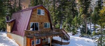 Relaxing retreat in Duck Creek, lots of exciting adventures inside and out