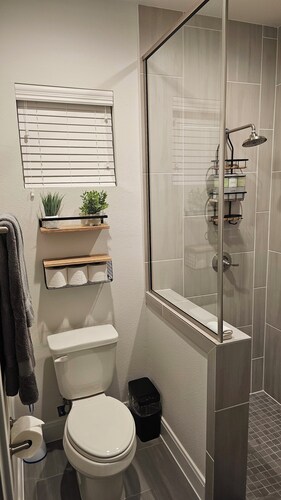Cozy 1-bedroom apartment in nice Houston with AC, WiFi