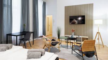 3 Schlafzimmer, Bügeleisen/Bügelbrett, WLAN, Bettwäsche