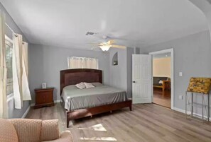 3 Schlafzimmer, Bügeleisen/Bügelbrett, WLAN, Bettwäsche