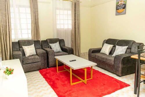 Charming 2-bedroom apartment in lovely Nakuru with WiFi