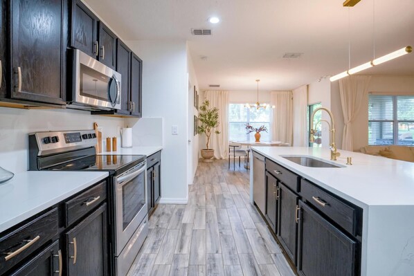 Private kitchen - Cozy home near MCO (Kissimmee)