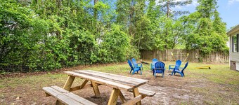 Camelot Cottage - Pet friendly, 7 mins to Wrightsville Beach, UNCW & More!