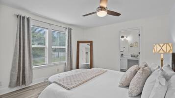 3 間睡房、書桌、Wi-Fi、床單