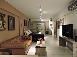 Family Apartment, Balcony | Living area