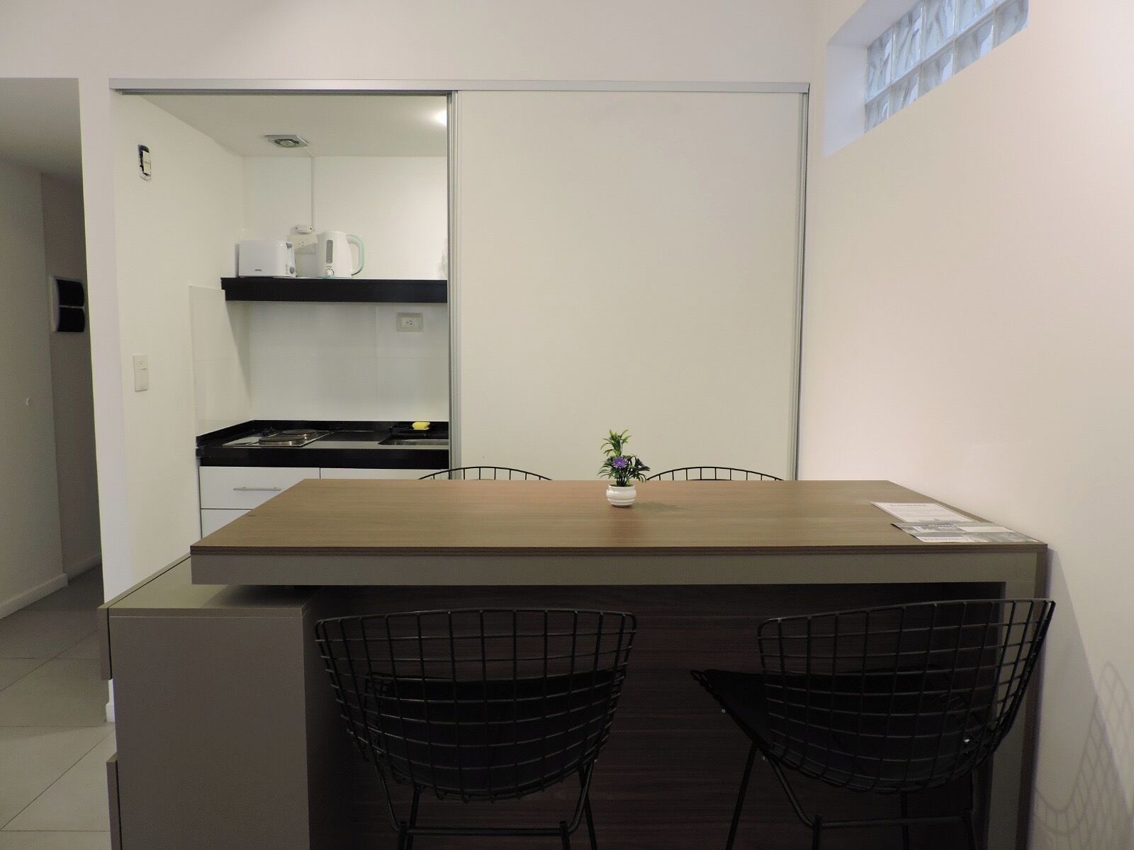 Classic Apartment, Balcony, Garden View | Dining room