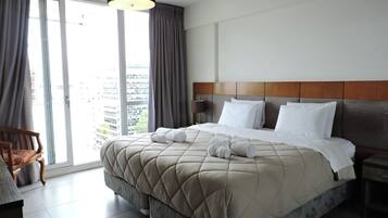 1 bedroom, blackout drapes, soundproofing, free WiFi